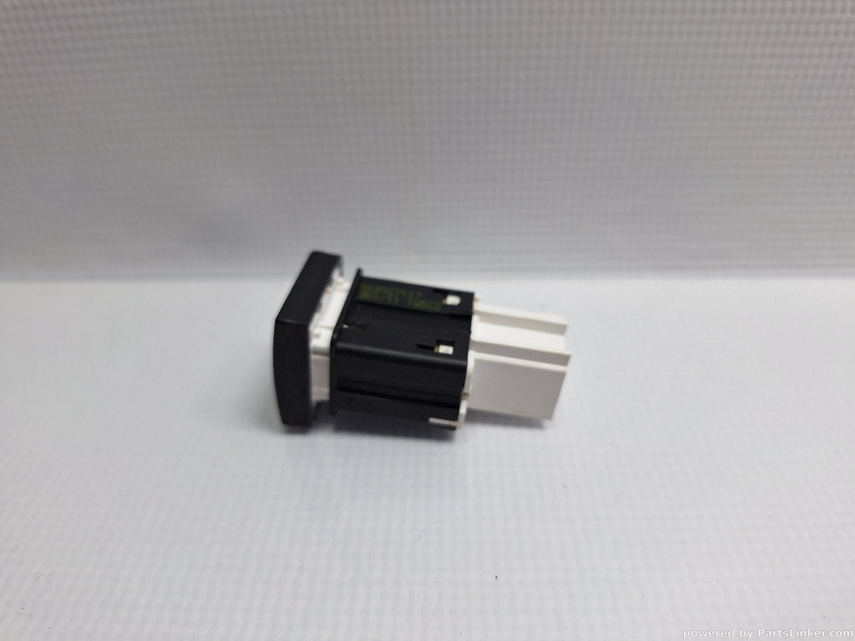 Buton ESP VOLKSWAGEN CADDY III Estate (2KB, 2KJ, 2CB, 2CJ) [ 2004 - 2015 ] TDI (BJB, BLS) 77KW|105HP 5K0927117