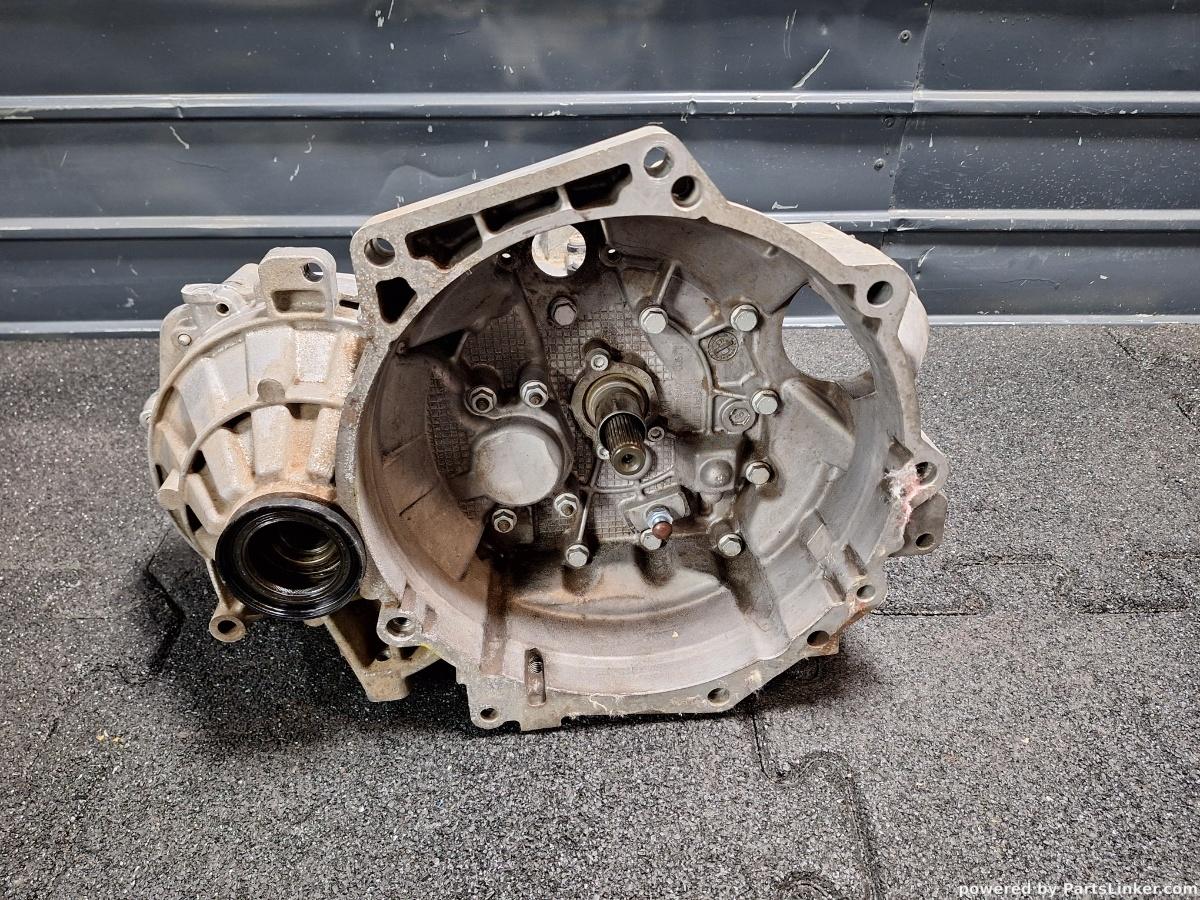 Cutie de viteze defecta VOLKSWAGEN PASSAT Variant (3C5) [ 2005 - 2011 ] TDI (CBDC) 81KW|110HP OEM KJF