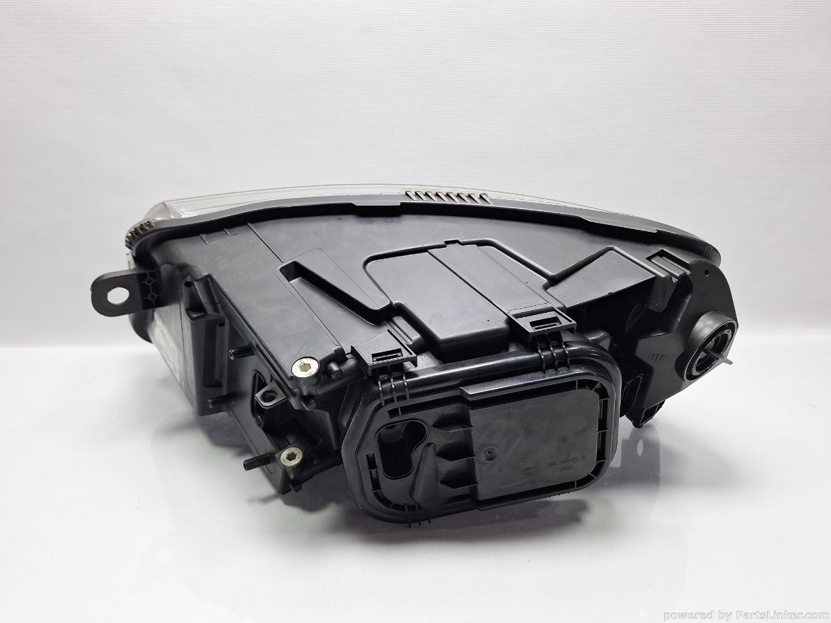 Far halogen dreapta AUDI A6 III Avant (4F5, C6) [ 2005 - 2011 ] TDI (BLB, BRE) 103KW|140HP 4F0941004C