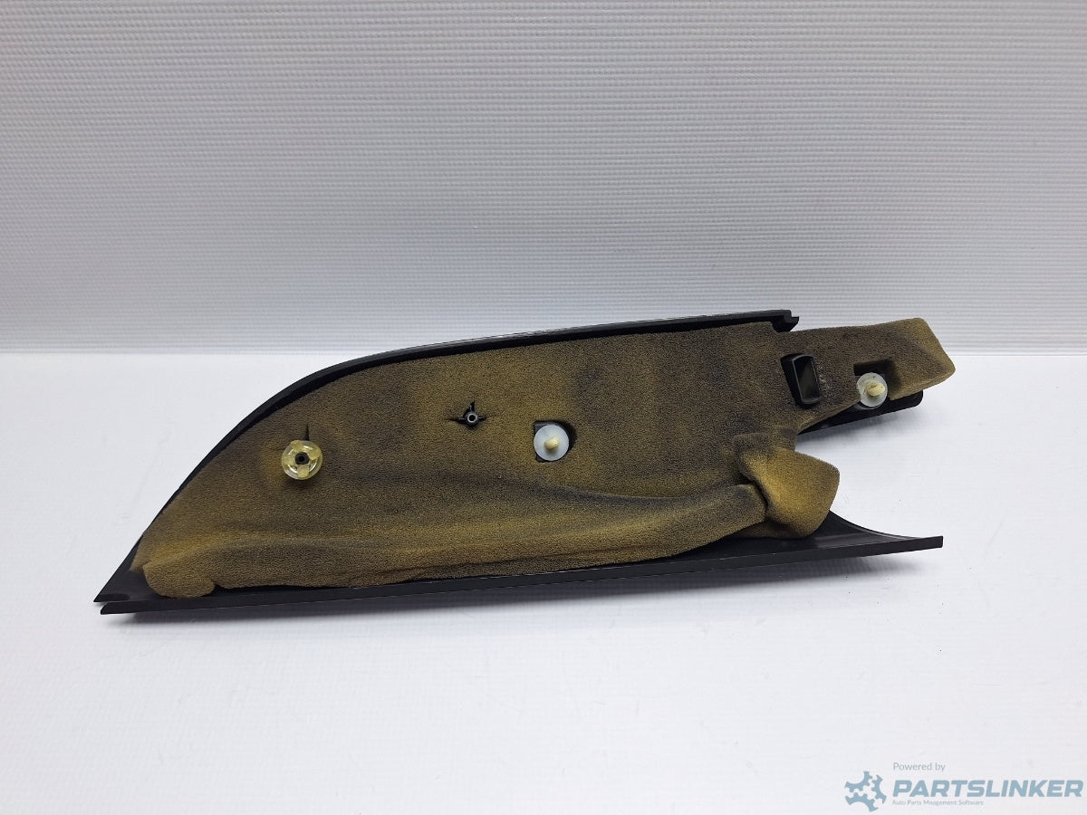 Ornament usa dreapta fata VOLKSWAGEN CADDY III Estate (2KB, 2KJ, 2CB, 2CJ) [ 2004 - 2015 ] TDI (BJB, BLS) 77KW|105HP 2K0837974