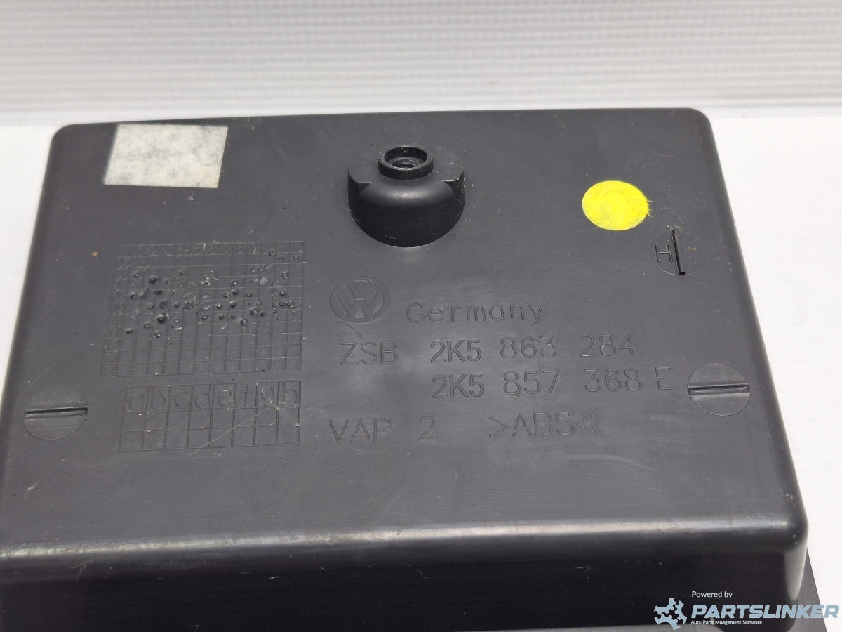 Ornament consola centrală VOLKSWAGEN CADDY III Estate (2KB, 2KJ, 2CB, 2CJ) [ 2004 - 2015 ] TDI (BJB, BLS) 77KW|105HP 2K5863284