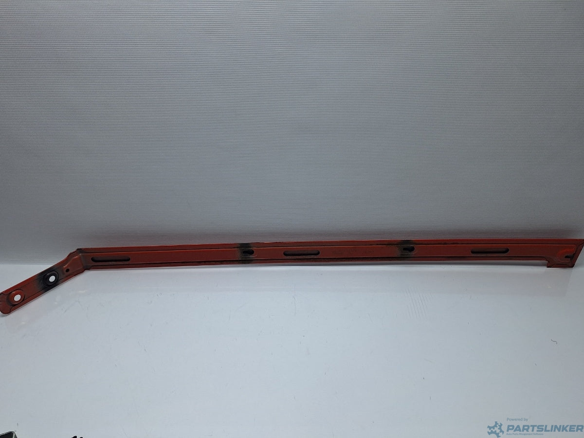 Ornament aripa dreapta spate VOLKSWAGEN CADDY III Estate (2KB, 2KJ, 2CB, 2CJ) [ 2004 - 2015 ] TDI (BJB, BLS) 77KW|105HP 2K0843796A