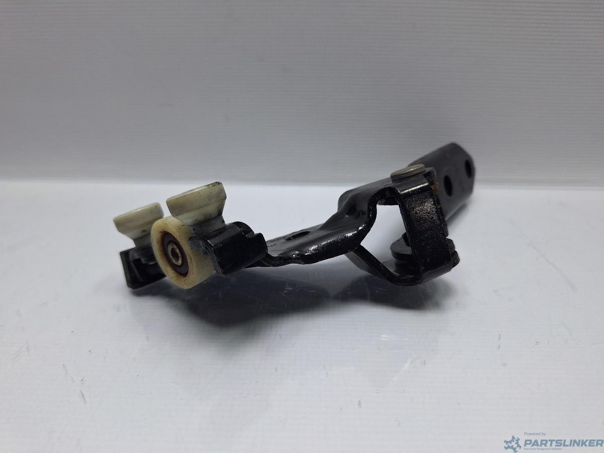 Role culistanta Stanga VOLKSWAGEN CADDY III Estate (2KB, 2KJ, 2CB, 2CJ) [ 2004 - 2015 ] TDI (BJB, BLS) 77KW|105HP OEM 2K0843335A