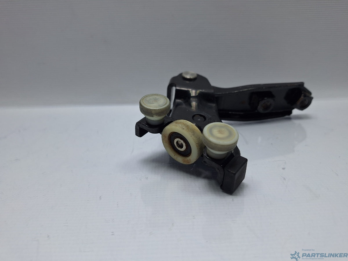 Role culisanta dreapta VOLKSWAGEN CADDY III Estate (2KB, 2KJ, 2CB, 2CJ) [ 2004 - 2015 ] TDI (BJB, BLS) 77KW|105HP 2K0843336A