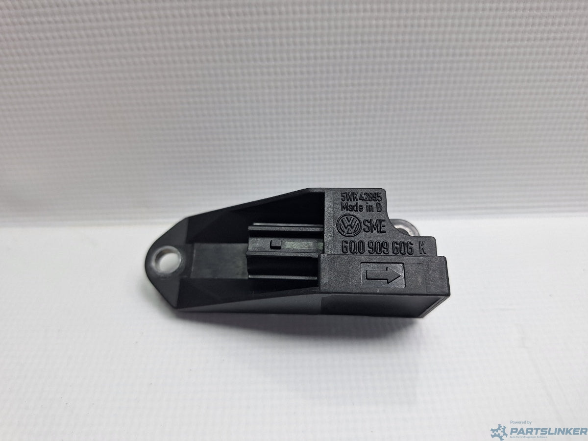 Senzor impact airbag VOLKSWAGEN CADDY III Estate (2KB, 2KJ, 2CB, 2CJ) [ 2004 - 2015 ] TDI (BJB, BLS) 77KW|105HP 6Q0909606K