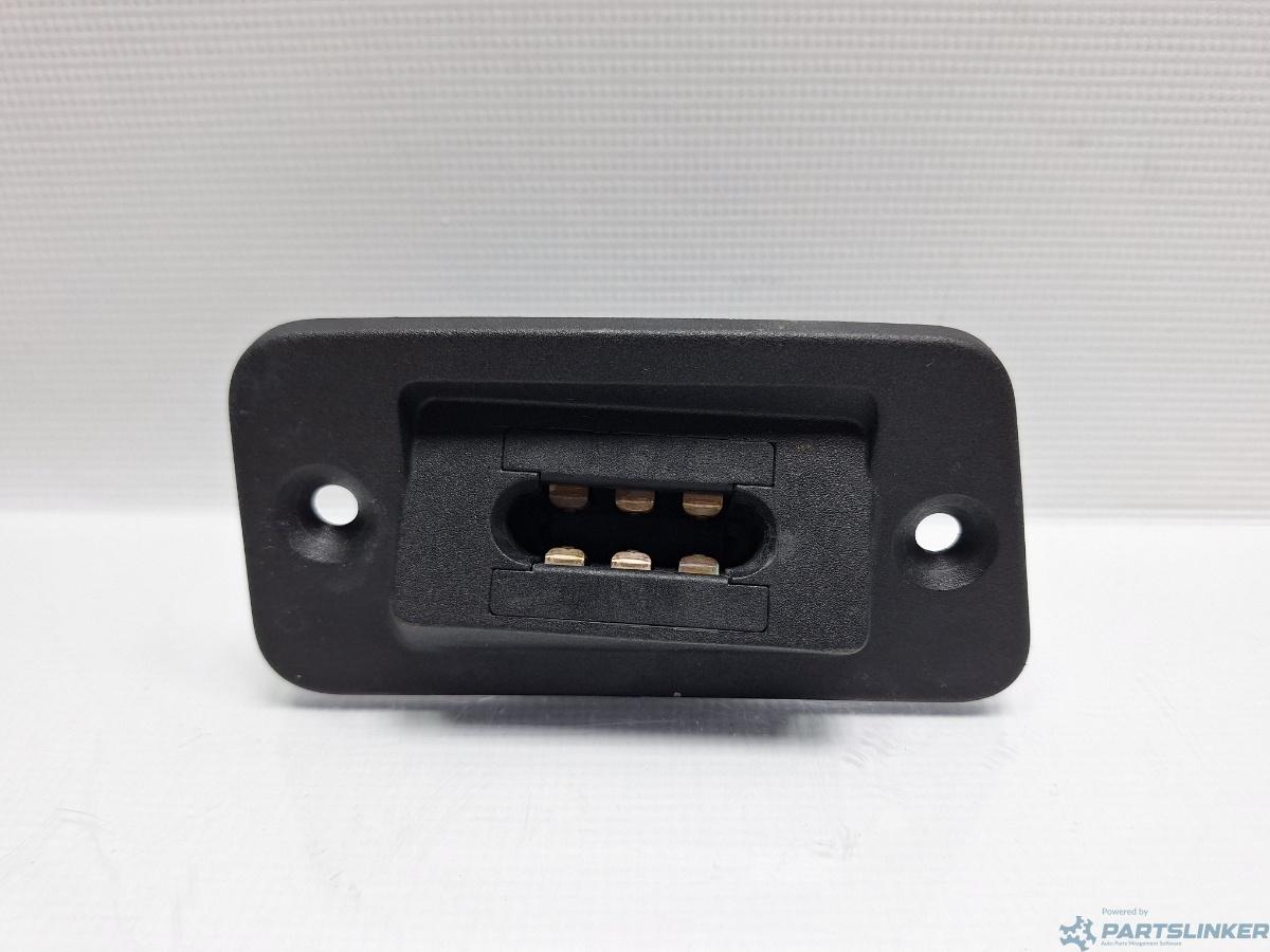 Contact culisanta dreapta VOLKSWAGEN CADDY III Estate (2KB, 2KJ, 2CB, 2CJ) [ 2004 - 2015 ] TDI (BJB, BLS) 77KW|105HP OEM 2K5907496