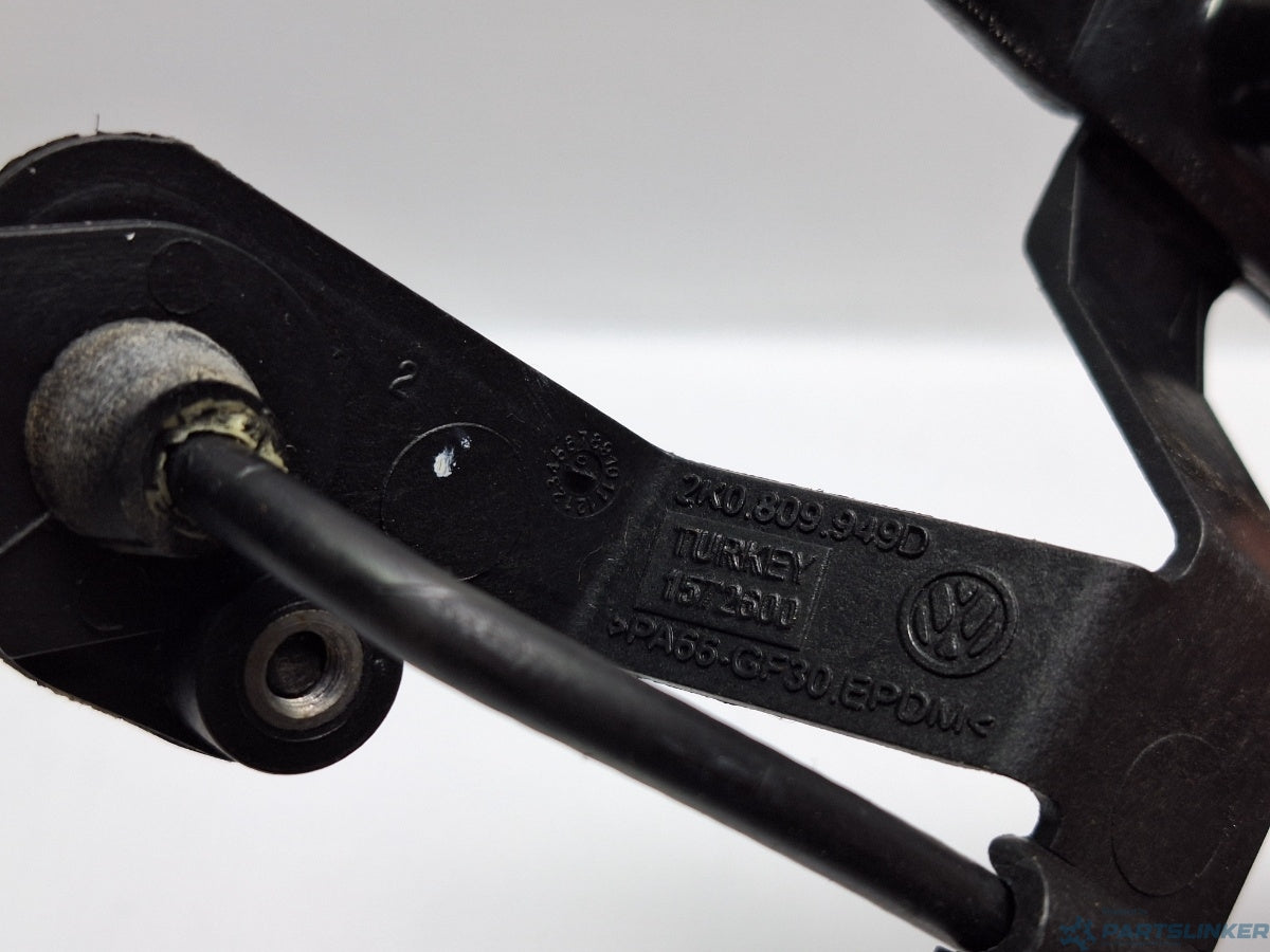 Mecanism incuietoare usita rezervor VOLKSWAGEN CADDY III Estate (2KB, 2KJ, 2CB, 2CJ) [ 2004 - 2015 ] TDI (BJB, BLS) 77KW|105HP 2K0809949D