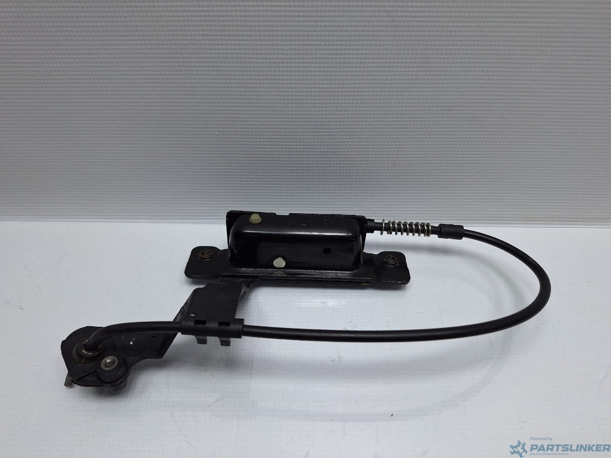 Mecanism incuietoare usita rezervor VOLKSWAGEN CADDY III Estate (2KB, 2KJ, 2CB, 2CJ) [ 2004 - 2015 ] TDI (BJB, BLS) 77KW|105HP 2K0809949D