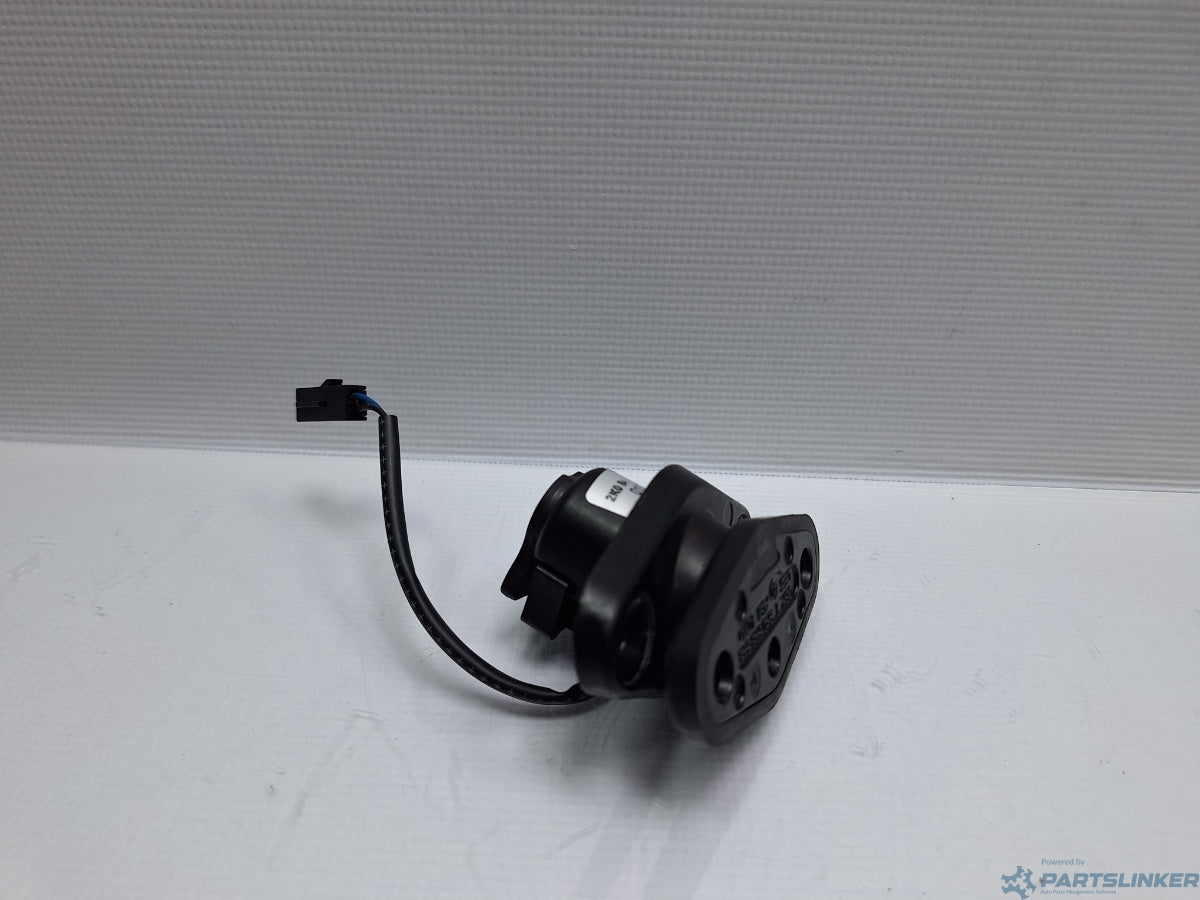 Contact usa culisanta VOLKSWAGEN CADDY III Estate (2KB, 2KJ, 2CB, 2CJ) [ 2004 - 2015 ] TDI (BJB, BLS) 77KW|105HP 2K0843639E