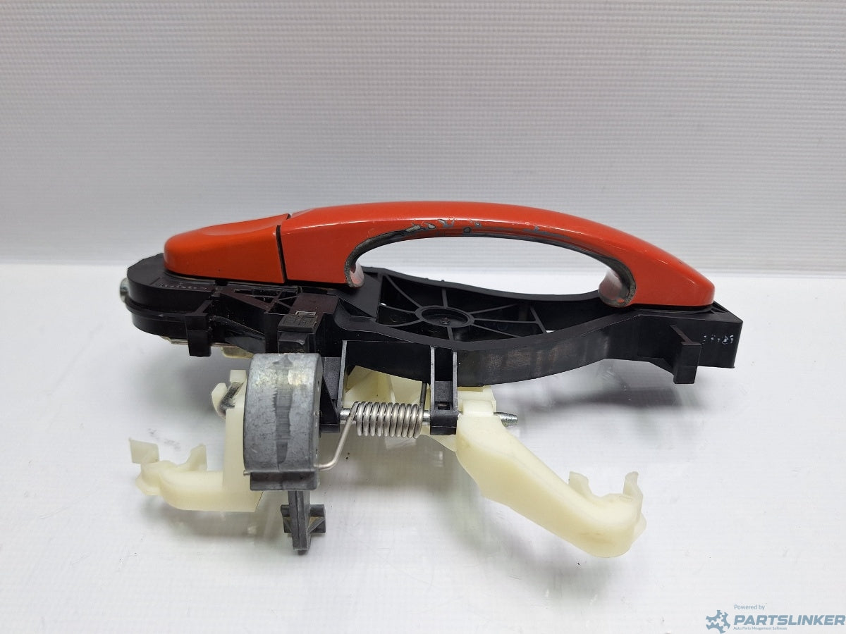 Maner culisanta Stanga VOLKSWAGEN CADDY III Estate (2KB, 2KJ, 2CB, 2CJ) [ 2004 - 2015 ] TDI (BJB, BLS) 77KW|105HP 2K0843351D