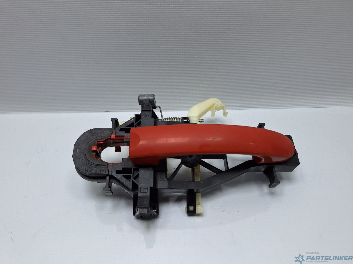 Maner exterior culisanta dreapta VOLKSWAGEN CADDY III Estate (2KB, 2KJ, 2CB, 2CJ) [ 2004 - 2015 ] TDI (BJB, BLS) 77KW|105HP 2K0 843 352 D 2K0843352D