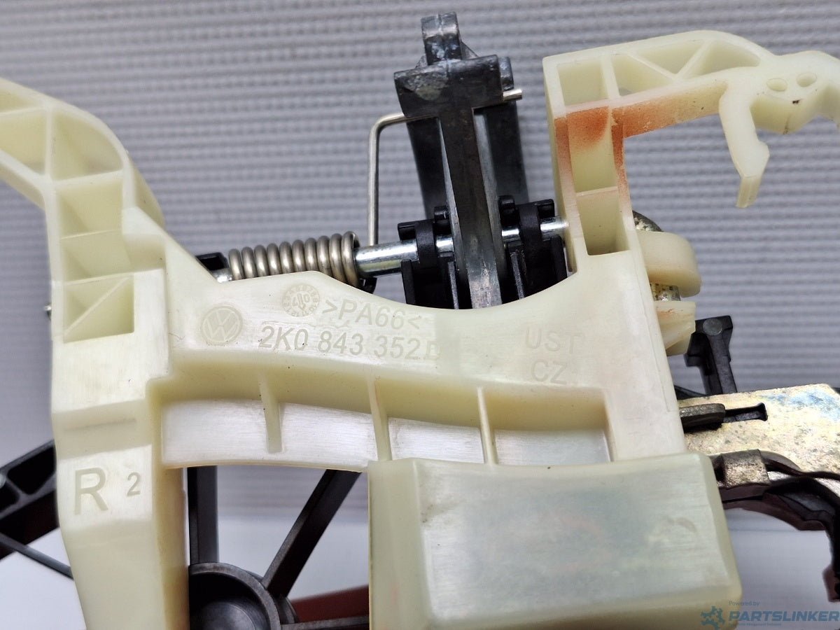 Maner exterior culisanta dreapta VOLKSWAGEN CADDY III Estate (2KB, 2KJ, 2CB, 2CJ) [ 2004 - 2015 ] TDI (BJB, BLS) 77KW|105HP 2K0 843 352 D 2K0843352D