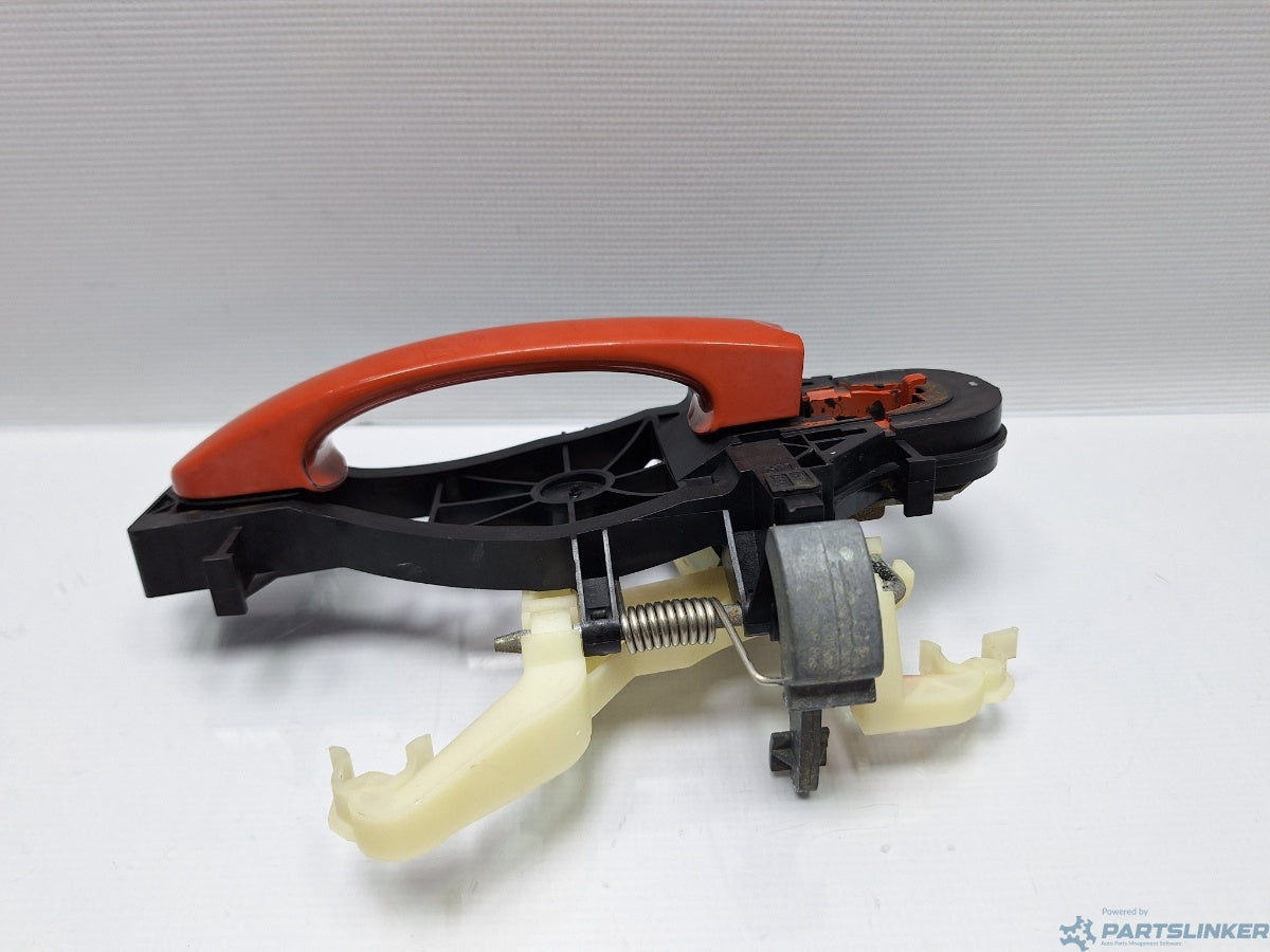 Maner exterior culisanta dreapta VOLKSWAGEN CADDY III Estate (2KB, 2KJ, 2CB, 2CJ) [ 2004 - 2015 ] TDI (BJB, BLS) 77KW|105HP 2K0 843 352 D 2K0843352D