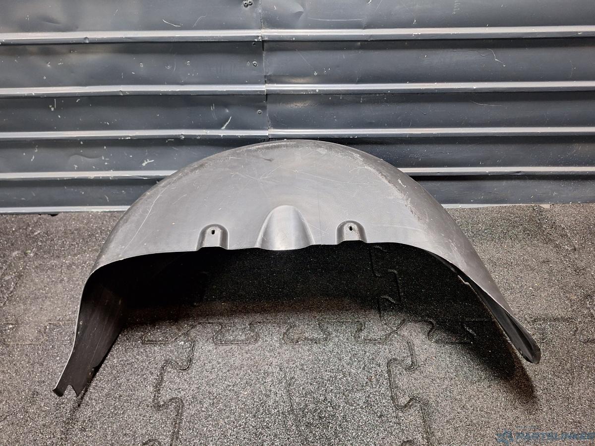 Carenaj roata dreapta spate VOLKSWAGEN CADDY III Estate (2KB, 2KJ, 2CB, 2CJ) [ 2004 - 2015 ] TDI (BJB, BLS) 77KW|105HP OEM 2K0810972E