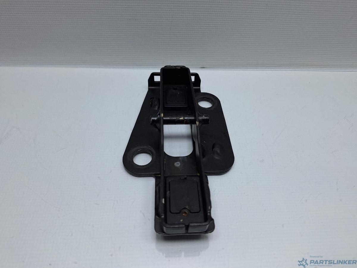 Prindere scaune pasageri VOLKSWAGEN CADDY III Estate (2KB, 2KJ, 2CB, 2CJ) [ 2004 - 2015 ] TDI (BJB, BLS) 77KW|105HP OEM 2K5888285
