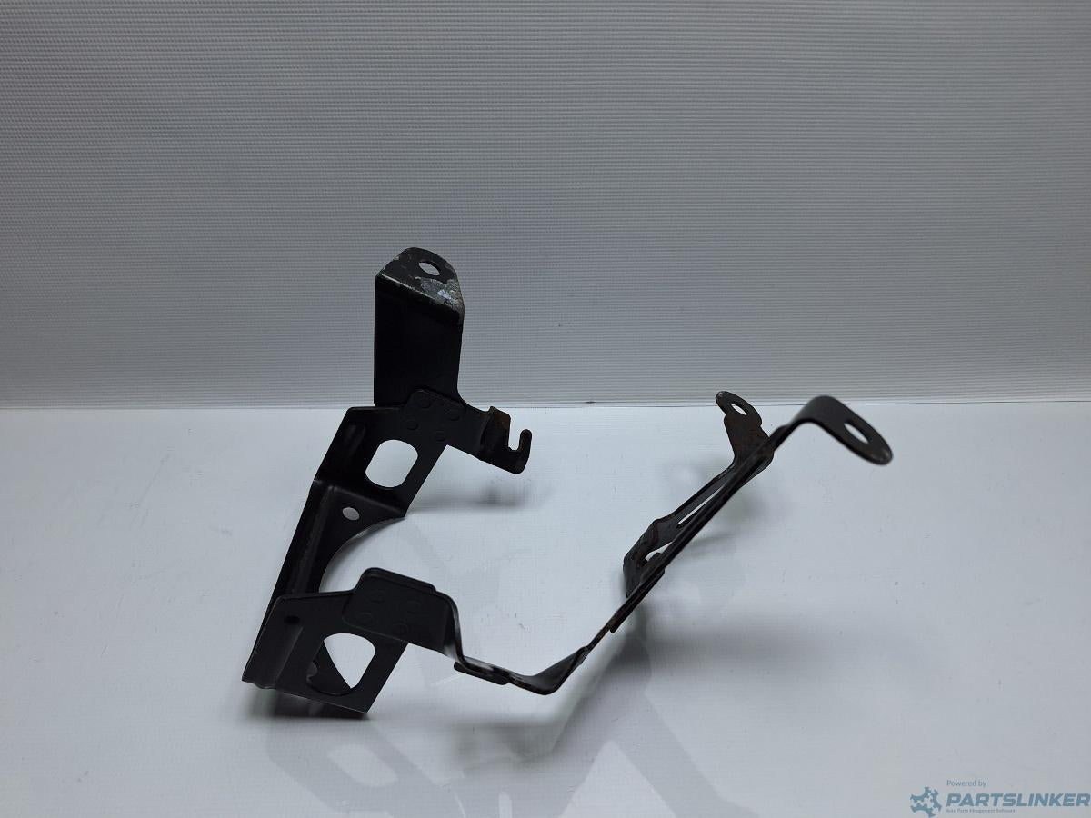 Suport pompa servodirectie SKODA FABIA Combi (6Y5) [ 2000 - 2007 ] TDI (BNV) 59KW|80HP OEM 6Q0423845