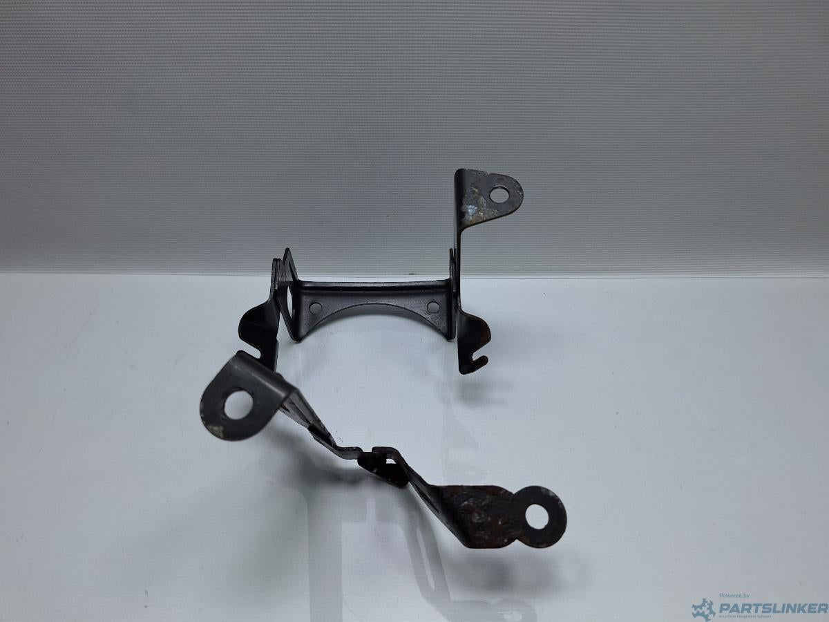 Suport pompa servodirectie SKODA FABIA Combi (6Y5) [ 2000 - 2007 ] TDI (BNV) 59KW|80HP OEM 6Q0423845