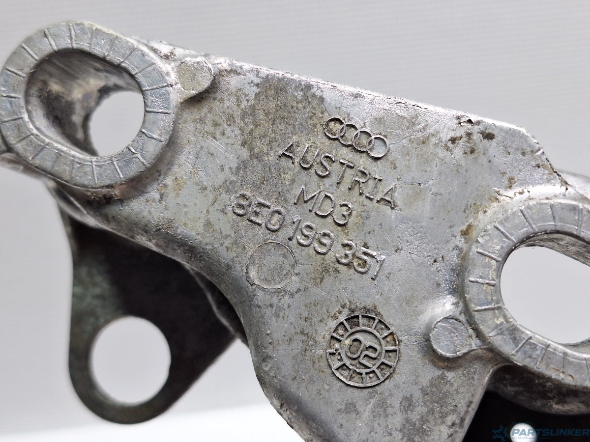 Suport bara stabilizatoare Stanga AUDI A4 III Avant (8ED, B7) [ 2004 - 2008 ] TDI 16V (BLB, BRE) 103KW|140HP 8E0199351