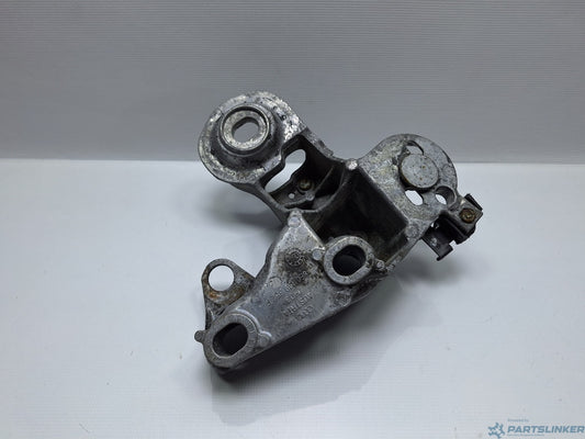 Suport bara stabilizatoare dreapta AUDI A4 III Avant (8ED, B7) [ 2004 - 2008 ] TDI 16V (BLB, BRE) 103KW|140HP 8E0199352F