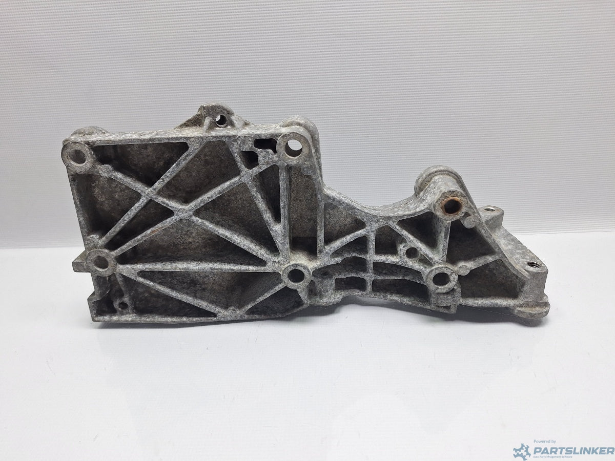 Suport accesorii AUDI A3 II Sportback (8PA) [ 2004 - 2015 ] TDI 16V (BKD, CBAB, CFFB, CLJA) 103KW|140HP 03G903143A