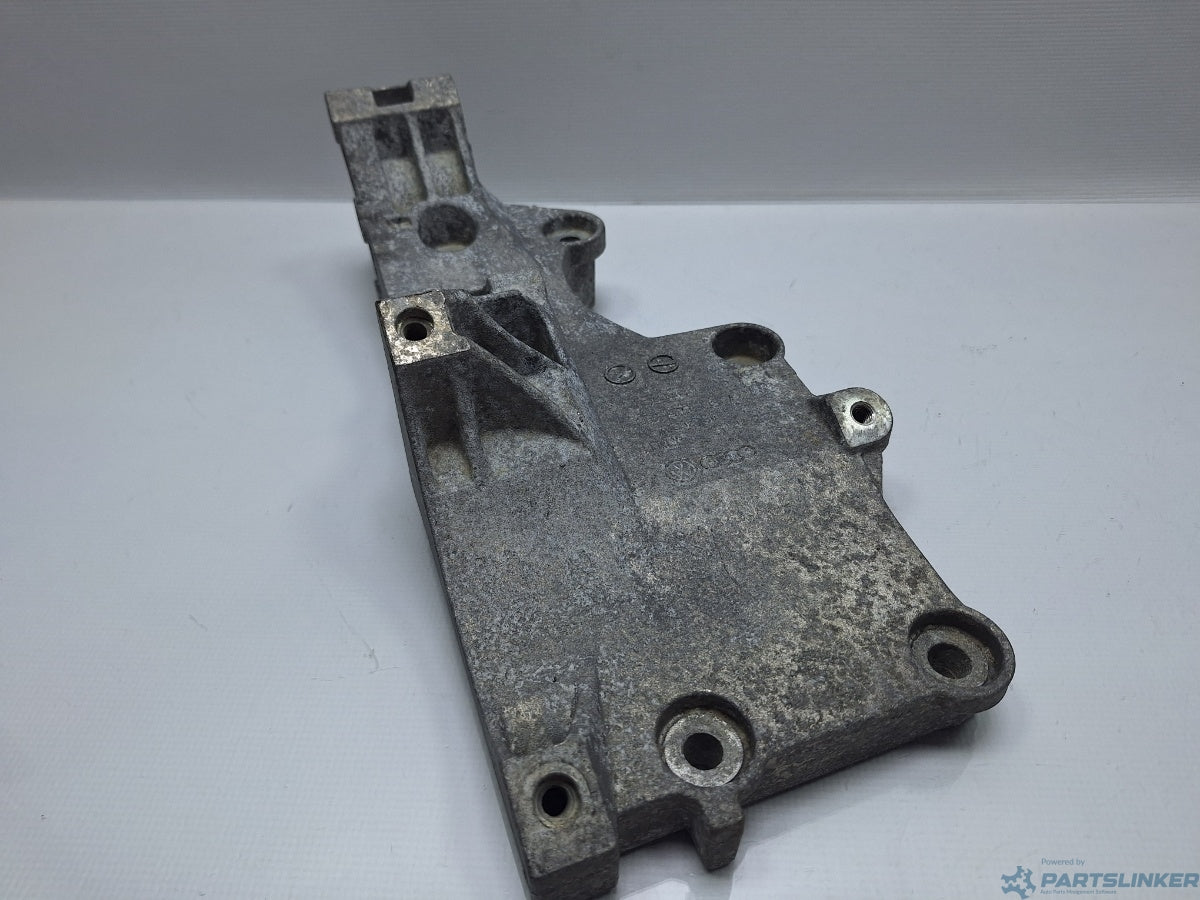 Suport accesorii AUDI A3 II Sportback (8PA) [ 2004 - 2015 ] TDI 16V (BKD, CBAB, CFFB, CLJA) 103KW|140HP 03G903143A