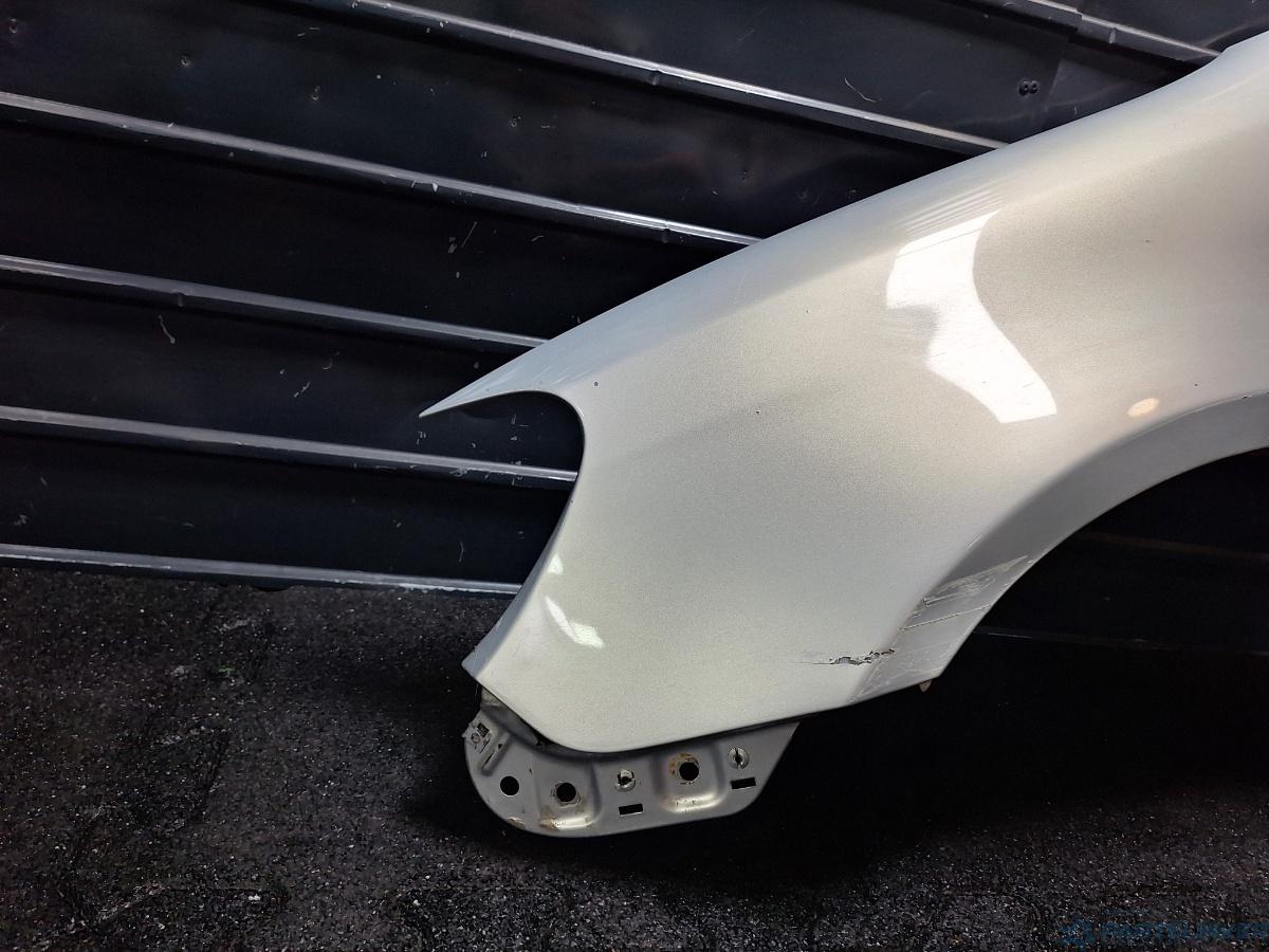 Aripa stanga fata VOLKSWAGEN GOLF VAN VI Variant (AJ5) [ 2009 - 2014 ] 1.6 TDi BlueMotion (CAYC) 77KW|105HP OEM 1K9821021