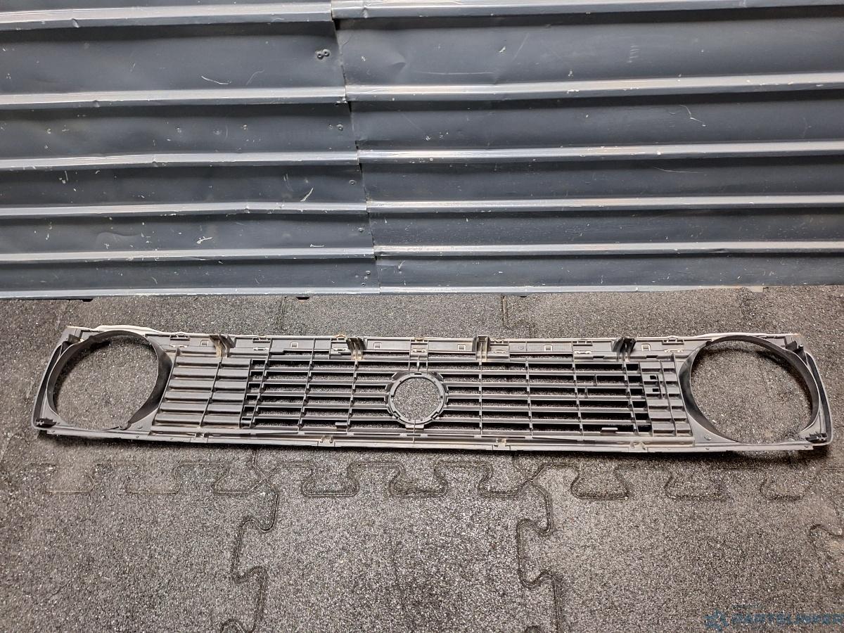 Grila cu semn VOLKSWAGEN GOLF II (19E, 1G1) [ 1983 - 1992 ] OEM 191853653