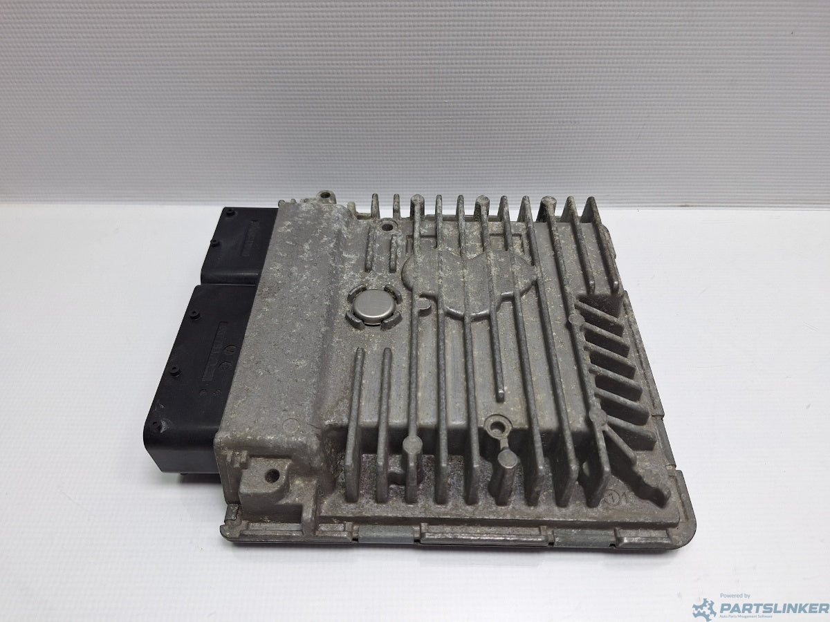 Calculator ECU motor VOLKSWAGEN GOLF VAN VI Variant (AJ5) [ 2009 - 2014 ] 1.6 TDi BlueMotion (CAYC) 77KW|105HP Continental 5WP42820AA 03L906023CD