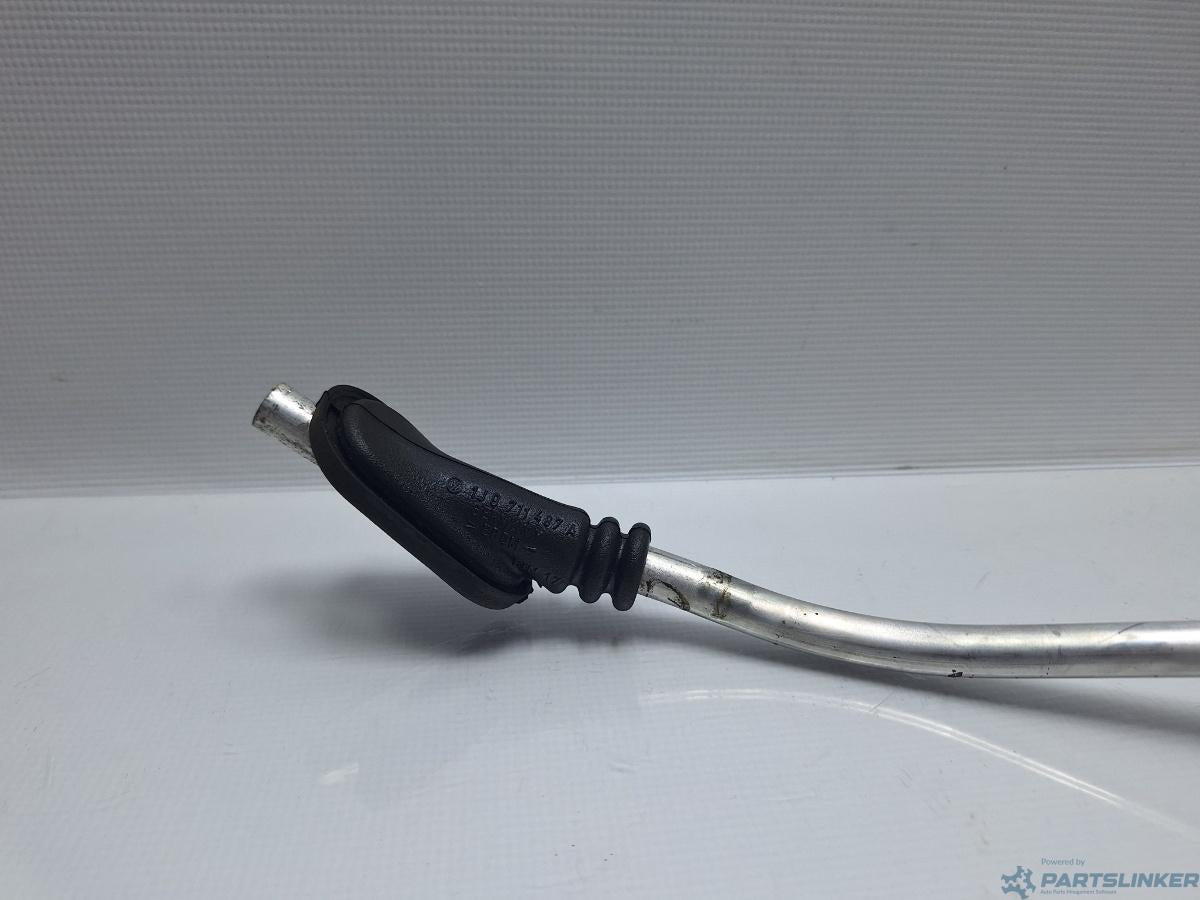 Ghidaj cablu frana de mana Stanga VOLKSWAGEN GOLF VAN VI Variant (AJ5) [ 2009 - 2014 ] 1.6 TDi BlueMotion (CAYC) 77KW|105HP OEM 1K0711951A