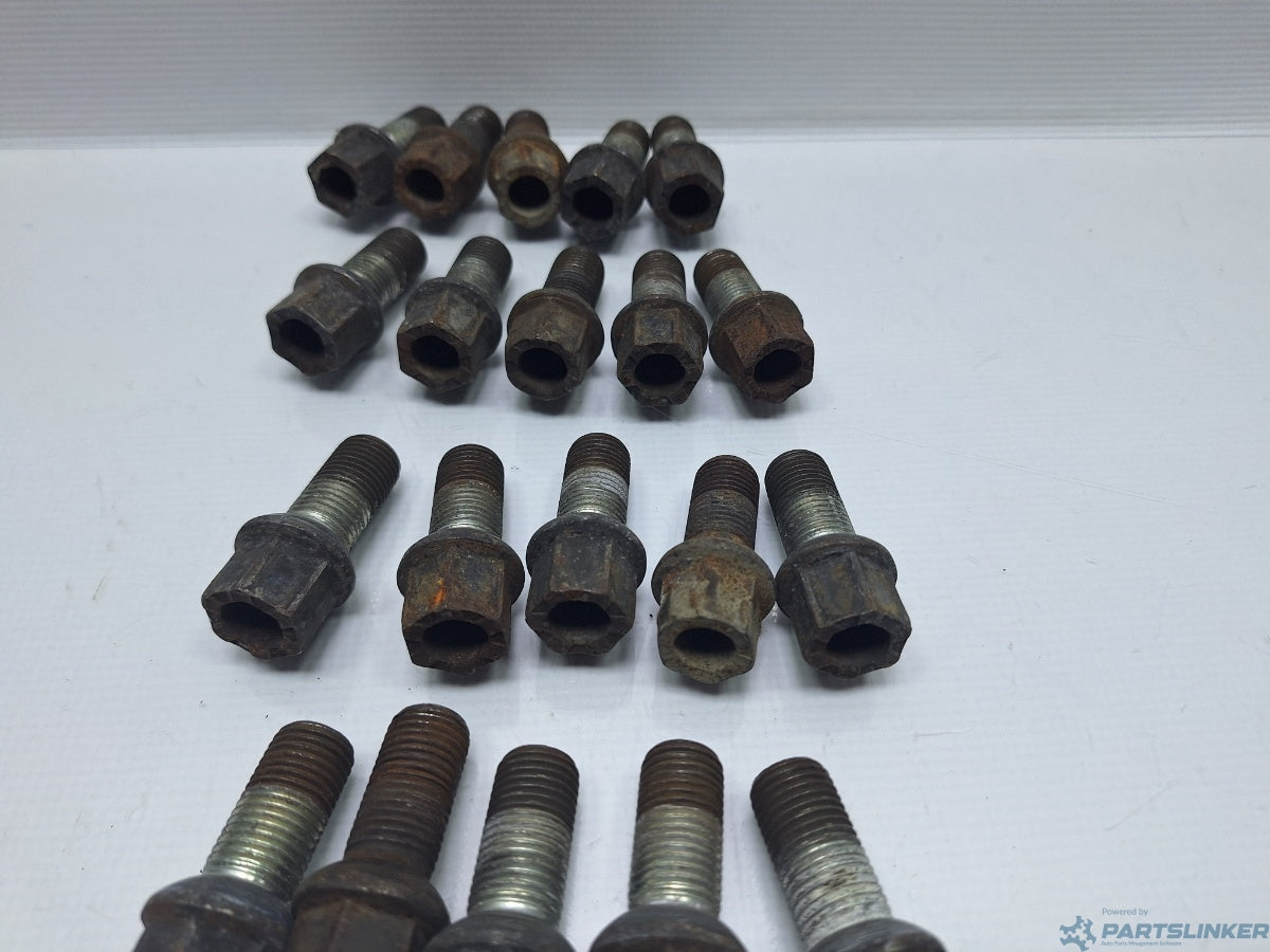 Prezoane roti VOLKSWAGEN GOLF VAN VI Variant (AJ5) [ 2009 - 2014 ] 1.6 TDi BlueMotion (CAYC) 77KW|105HP WHT001812