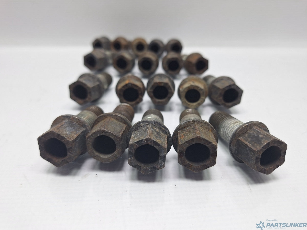 Prezoane roti VOLKSWAGEN GOLF VAN VI Variant (AJ5) [ 2009 - 2014 ] 1.6 TDi BlueMotion (CAYC) 77KW|105HP WHT001812