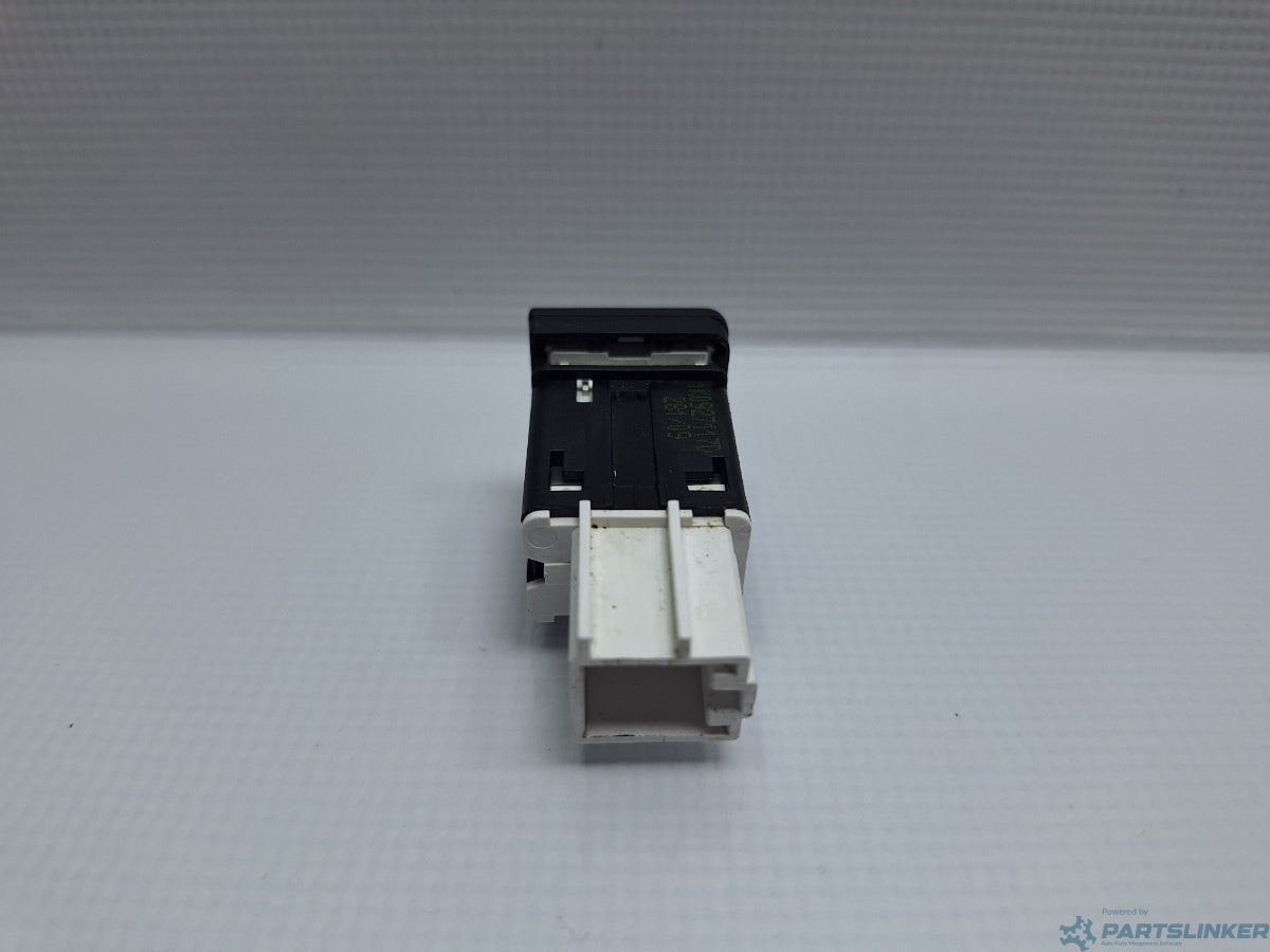 Buton ESP VOLKSWAGEN GOLF VAN VI Variant (AJ5) [ 2009 - 2014 ] 1.6 TDi BlueMotion (CAYC) 77KW|105HP 1K0927117D