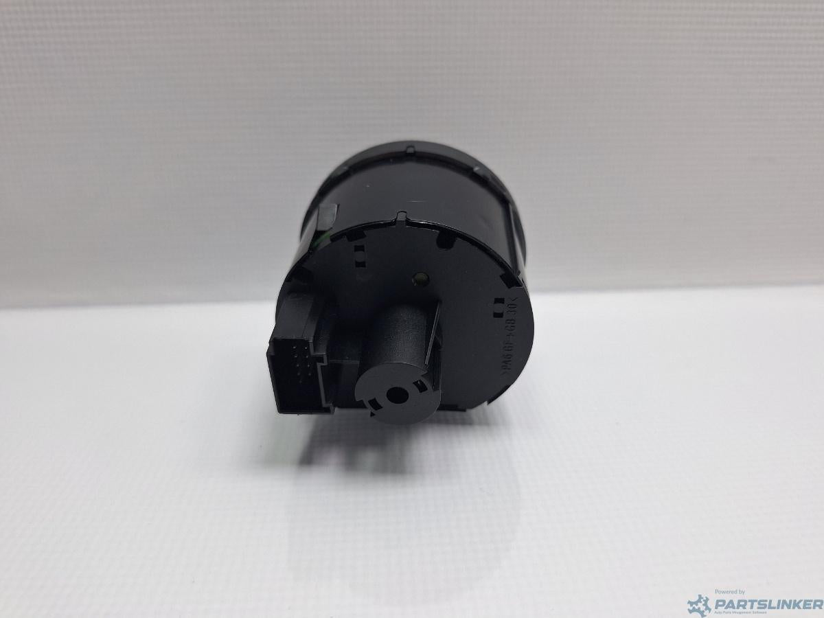 Bloc lumini VOLKSWAGEN GOLF VAN VI Variant AJ5 2009 - 2014 1.6 TDi BlueMotion CAYC 3C8941431