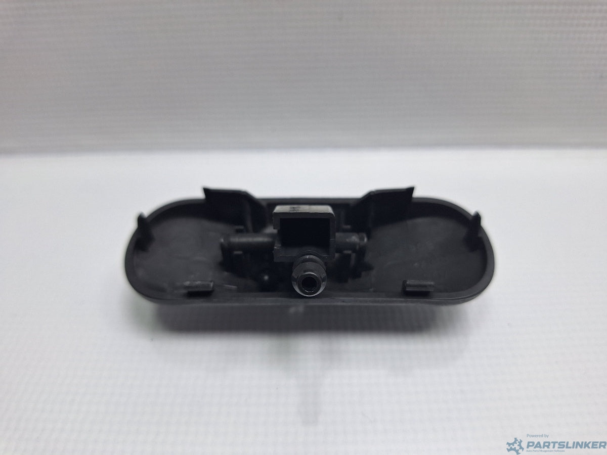 Diuza spalator parbriz VOLKSWAGEN GOLF VAN VI Variant (AJ5) [ 2009 - 2014 ] 1.6 TDi BlueMotion (CAYC) 77KW|105HP 5M0955985C