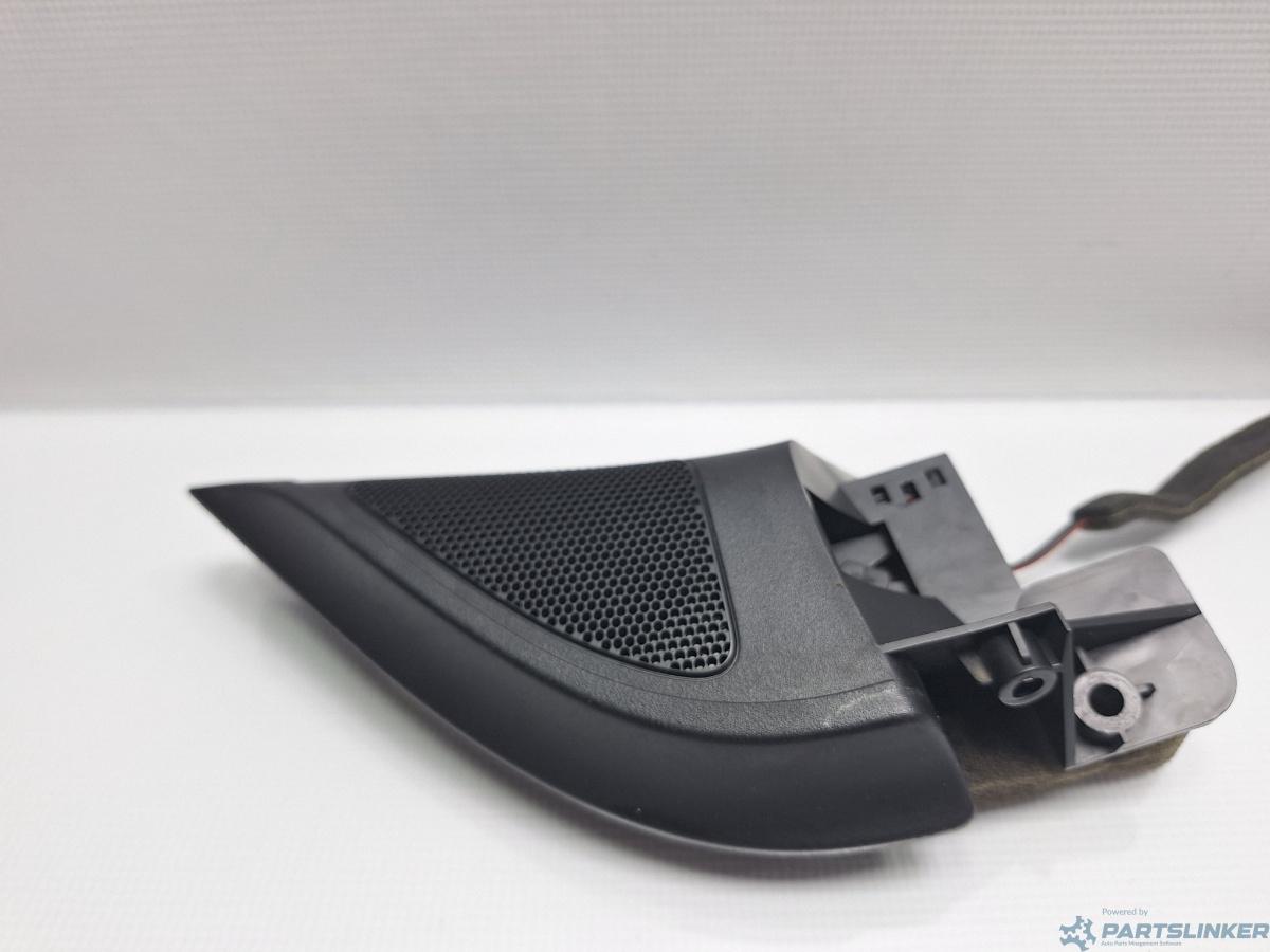 Difuzor de inalta frecventa portiera fata dreapta fata VOLKSWAGEN GOLF VAN VI Variant AJ5 2009 - 2014 1.6 TDi BlueMotion CAYC 1K9837974
