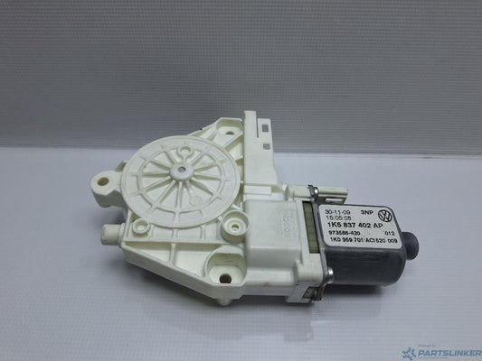 Motoras macara geam dreapta fata VOLKSWAGEN GOLF VAN VI Variant (AJ5) [ 2009 - 2014 ] 1.6 TDi BlueMotion (CAYC) 77KW|105HP OEM 1K5837402AP
