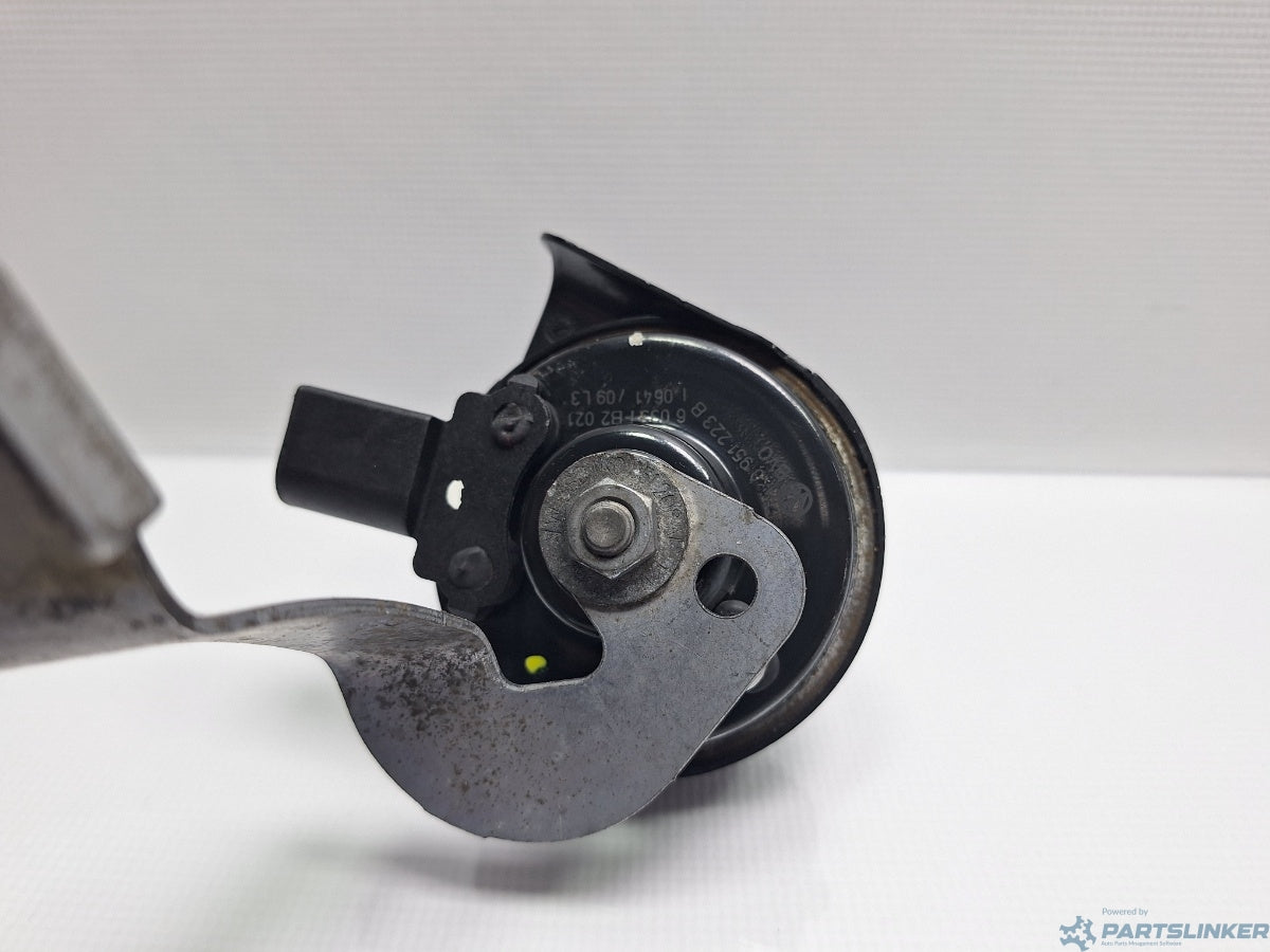 Claxon inalte VOLKSWAGEN GOLF VAN VI Variant (AJ5) [ 2009 - 2014 ] 1.6 TDi BlueMotion (CAYC) 77KW|105HP 1K0951223B