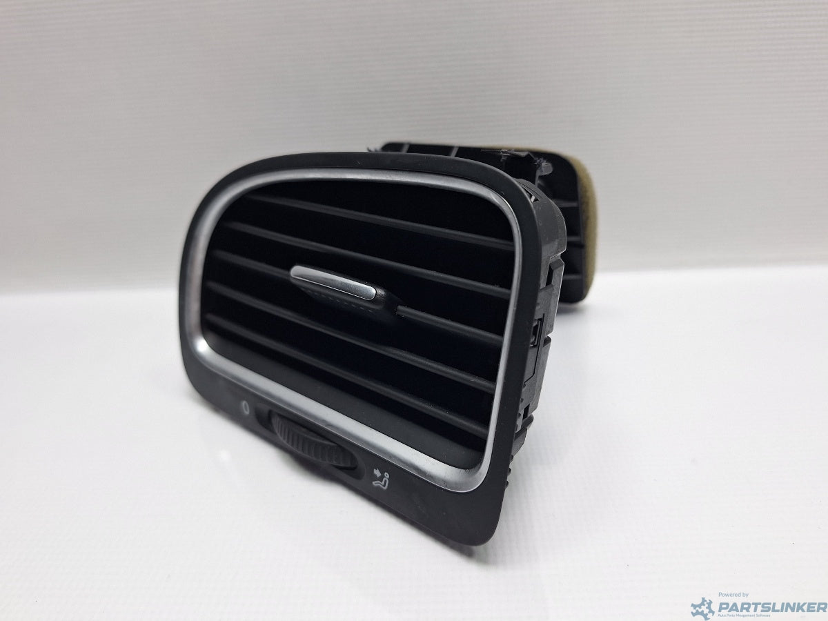 Gura ventilatie bord Stanga VOLKSWAGEN GOLF VAN VI Variant (AJ5) [ 2009 - 2014 ] 1.6 TDi BlueMotion (CAYC) 77KW|105HP 5K0819703K