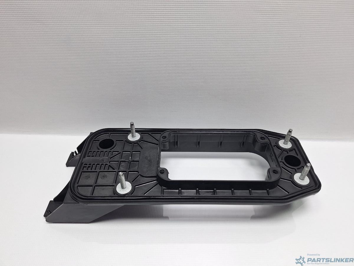 Suport timonerie VOLKSWAGEN GOLF VAN VI Variant (AJ5) [ 2009 - 2014 ] 1.6 TDi BlueMotion (CAYC) 77KW|105HP OEM 5K0713061
