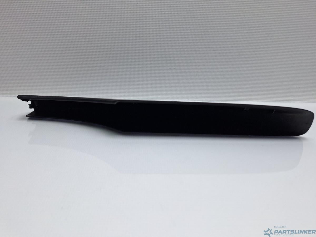 Capac bara longitudinala plafon stanga spate VOLKSWAGEN GOLF VAN VI Variant (AJ5) [ 2009 - 2014 ] 1.6 TDi BlueMotion (CAYC) 77KW|105HP OEM 1K9860149