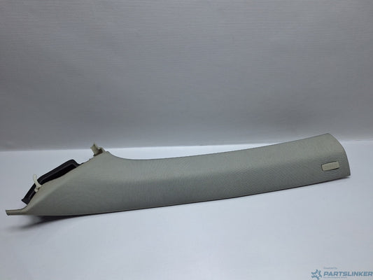 Ornament stalp parbriz Stanga VOLKSWAGEN GOLF VAN VI Variant (AJ5) [ 2009 - 2014 ] 1.6 TDi BlueMotion (CAYC) 77KW|105HP 1K9867233