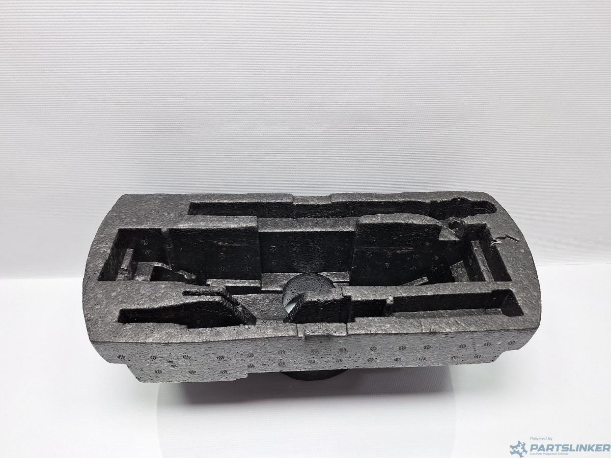 Organizator scule roata de rezerva VOLKSWAGEN GOLF VAN VI Variant (AJ5) [ 2009 - 2014 ] 1.6 TDi BlueMotion (CAYC) 77KW|105HP OEM 1J0012115AF