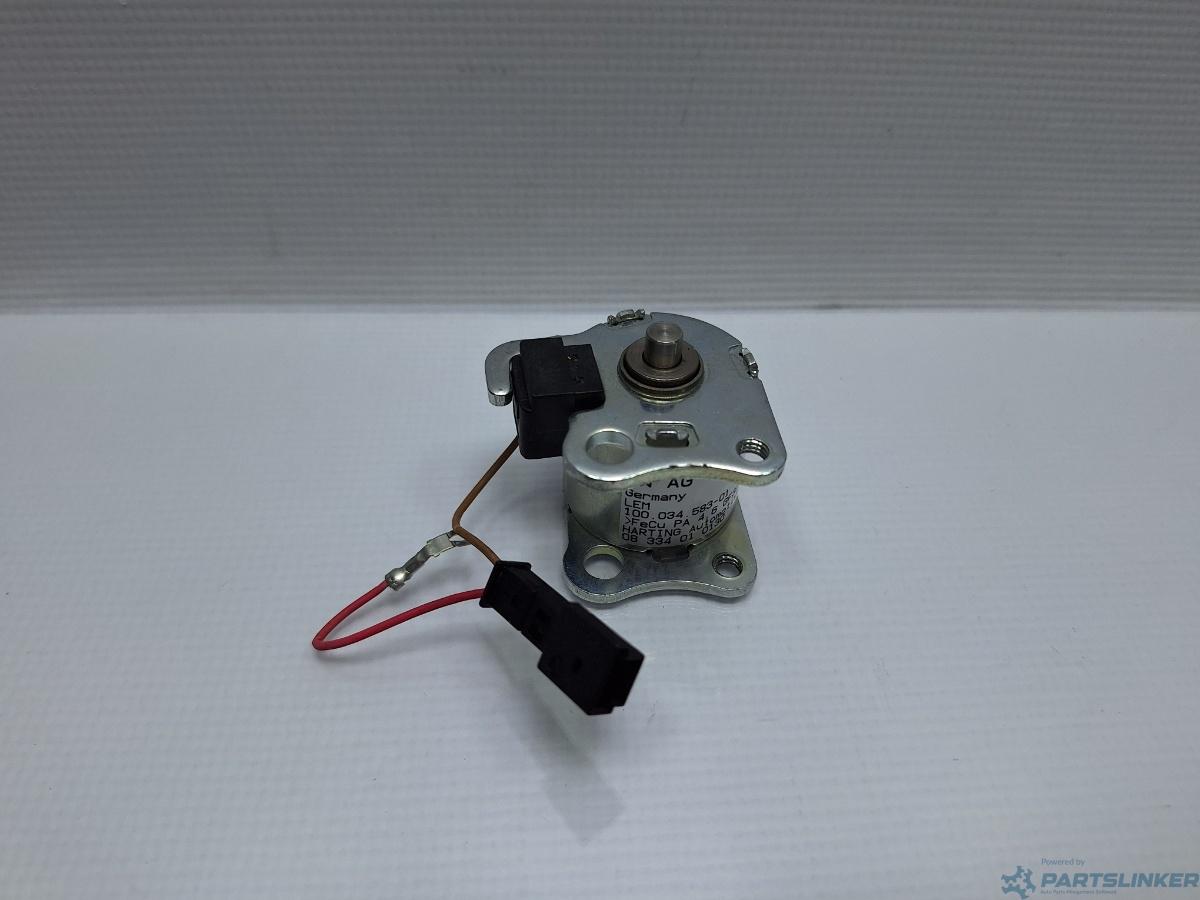 Blocator schimbator viteze VOLKSWAGEN GOLF VAN VI Variant (AJ5) [ 2009 - 2014 ] 1.6 TDi BlueMotion (CAYC) 77KW|105HP OEM 08334010130