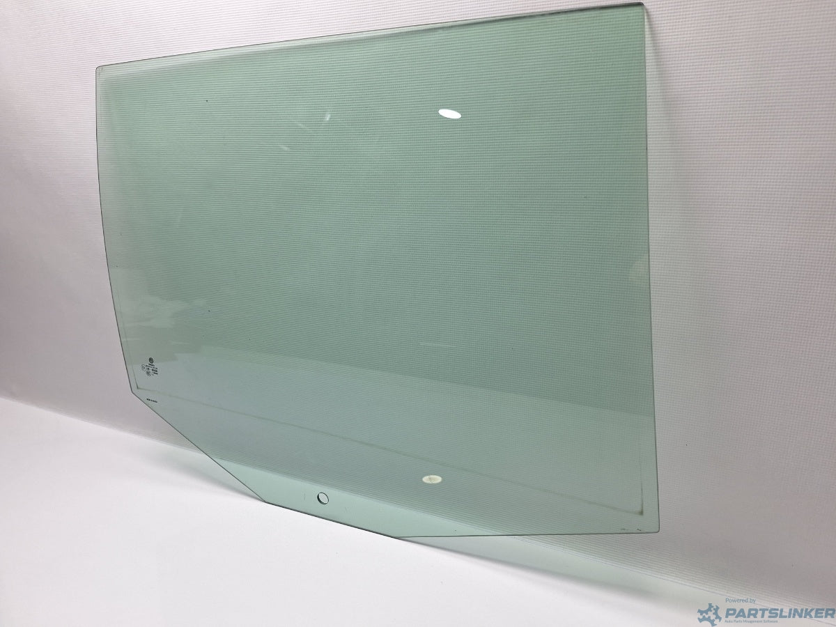 Geam usa dreapta spate VOLKSWAGEN GOLF VAN VI Variant (AJ5) [ 2009 - 2014 ] 1.6 TDi BlueMotion (CAYC) 77KW|105HP 1K9845026