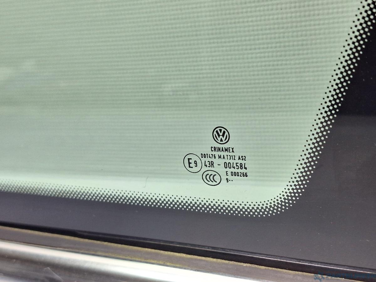 Geam fix lateral dreapta spate VOLKSWAGEN GOLF VAN VI Variant (AJ5) [ 2009 - 2014 ] 1.6 TDi BlueMotion (CAYC) 77KW|105HP OEM 1K9845298AC