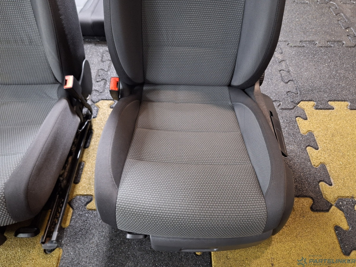 Interior complet VOLKSWAGEN GOLF VAN VI Variant (AJ5) [ 2009 - 2014 ] 1.6 TDi BlueMotion (CAYC) 77KW|105HP 1K0971392EQ