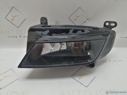 Proiector dreapta AUDI A4 IV Avant (8K5, B8) [ 2007 - 2015 ] TDI (CJCD, CMFB, CSUA) 110KW|150HP 8K0941700B