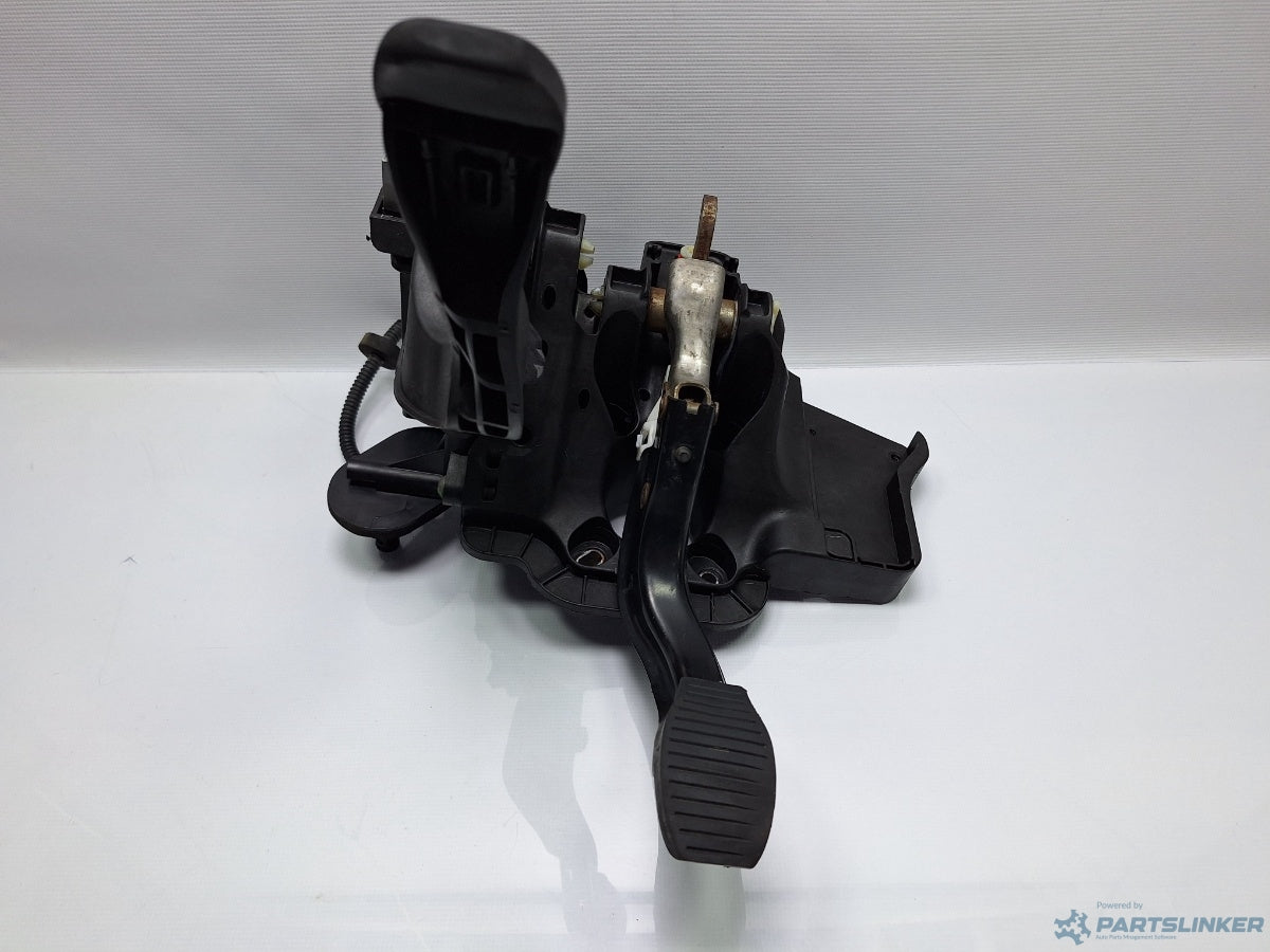 Pedalier FIAT GRANDE PUNTO (199_) [ 2005 - 2013 ] JTD Multijet (199 A3.000) 66KW|90HP 3801990114