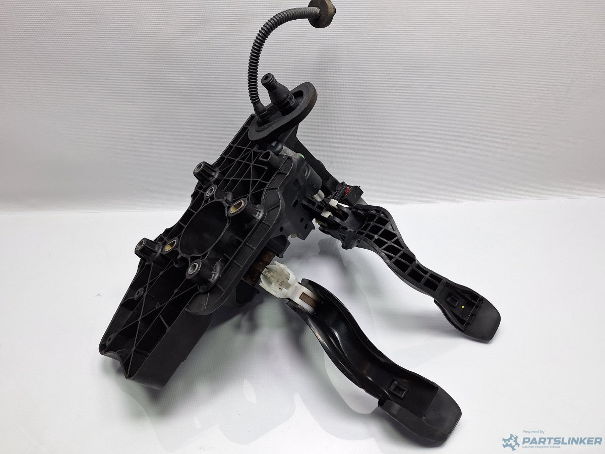 Pedalier FIAT GRANDE PUNTO (199_) [ 2005 - 2013 ] JTD Multijet (199 A3.000) 66KW|90HP 3801990114