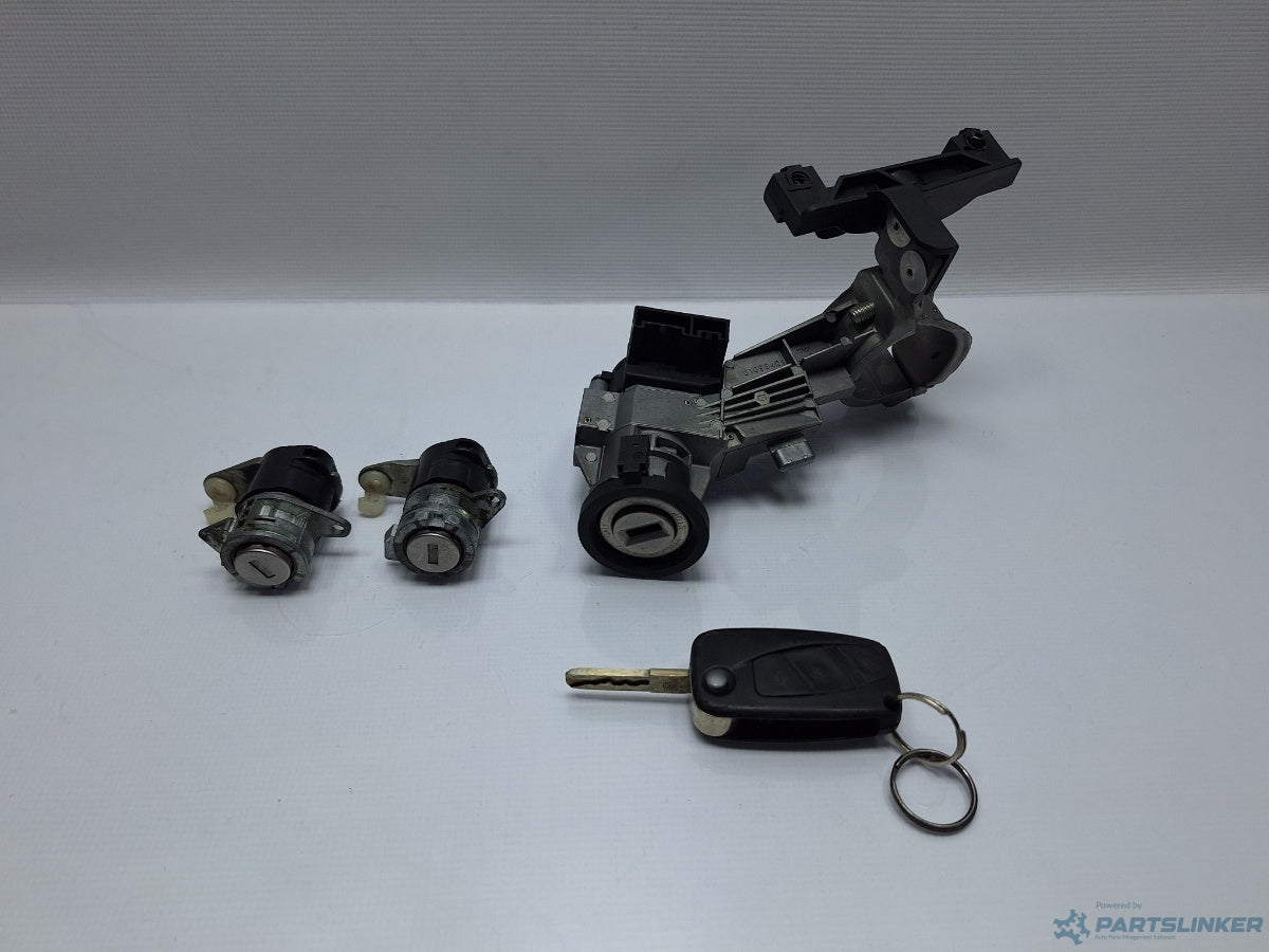 Set butuci cu contact si cheie FIAT GRANDE PUNTO (199_) [ 2005 - 2013 ] JTD Multijet (199 A3.000) 66KW|90HP 51793074